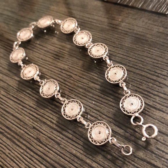 Vintage Sterling Silver Filigree Circle Bracelet, Madalia Disc Pattern - Picture 13 of 14